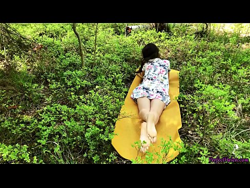 ❤️ Un străin de pe Tinder îmi masturbează păsărica și o fute cu pasiune în pădure ☑  at ro.pornohdmega.ru