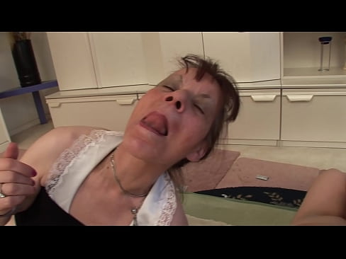 ❤️ Două bunicuțe și un bunic fac sex în trei ☑  at ro.pornohdmega.ru