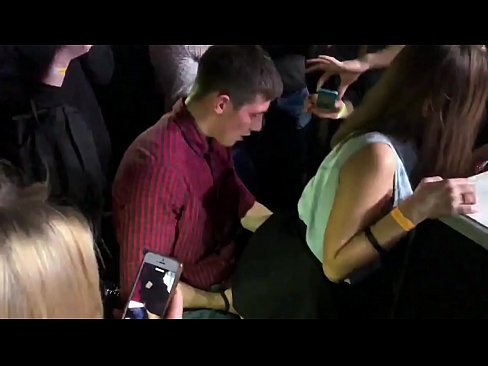 ❤️ Sex real într-un club de noapte rusesc. O rusoaică de 18 ani în anus și vagin futută într-un club de noapte ☑  at ro.pornohdmega.ru